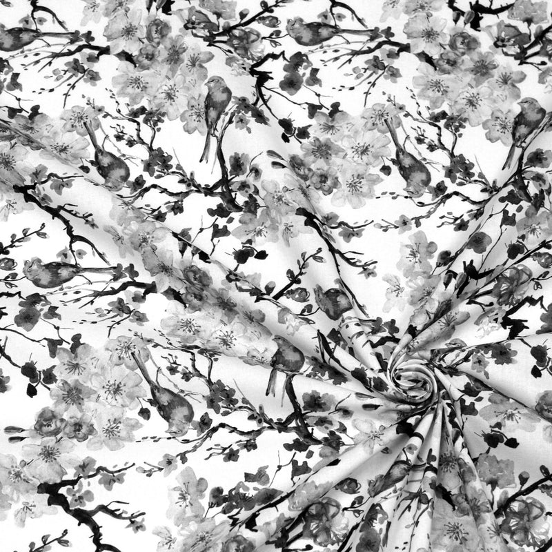 Tissu cotonnade motif jardin japonais GUNMA aux oiseaux et fleurs de cerisier noir et blanc - tissuspipi.com