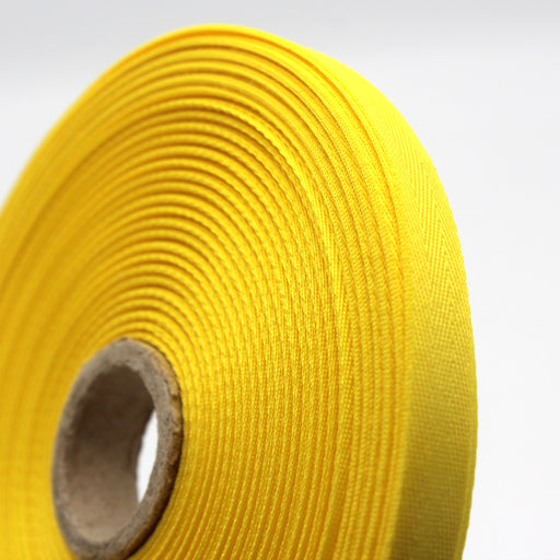 Ruban de sergé jaune 10mm - Galette de 50 mètres - Fabrication française - tissuspipi.com