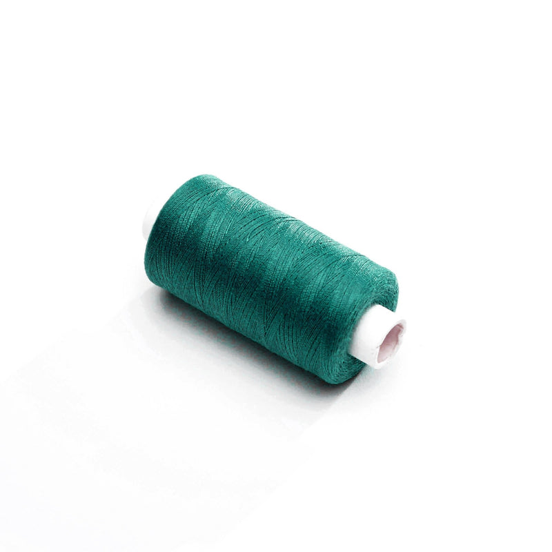 Bobine de fil vert canard - 500m - Fabrication française - Oeko - Tex - tissuspipi.com