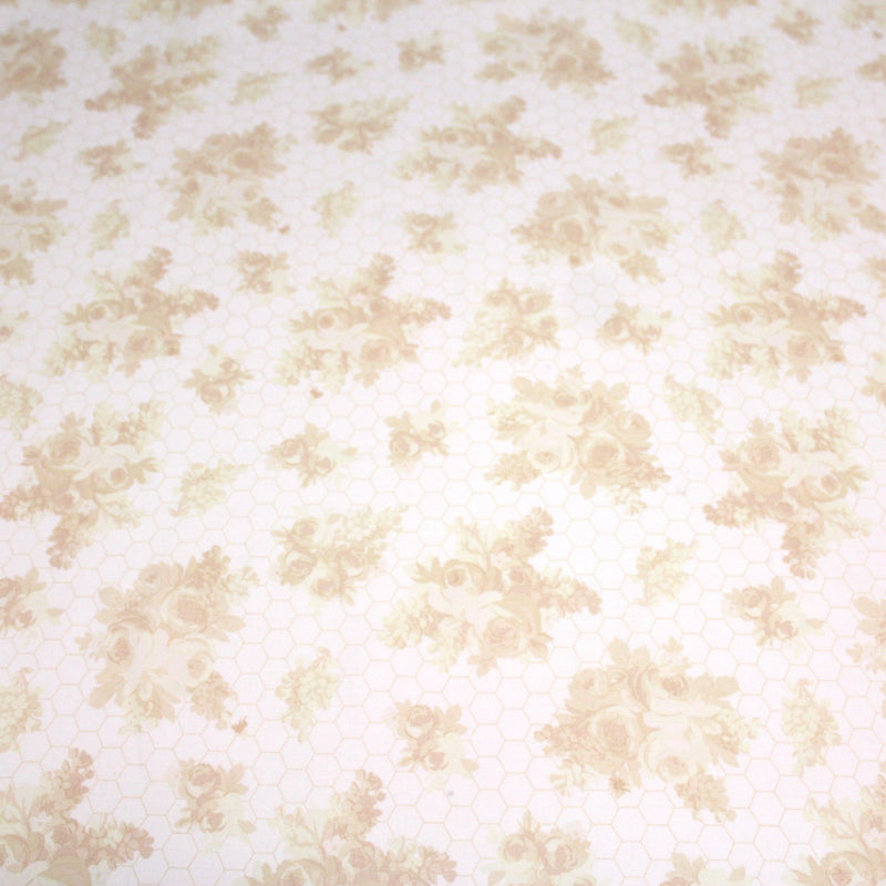 Tissu popeline coton WIMBLEDON, fond nid d'abeille & fleurs jaune pâle, motif britannique - tissuspipi.com