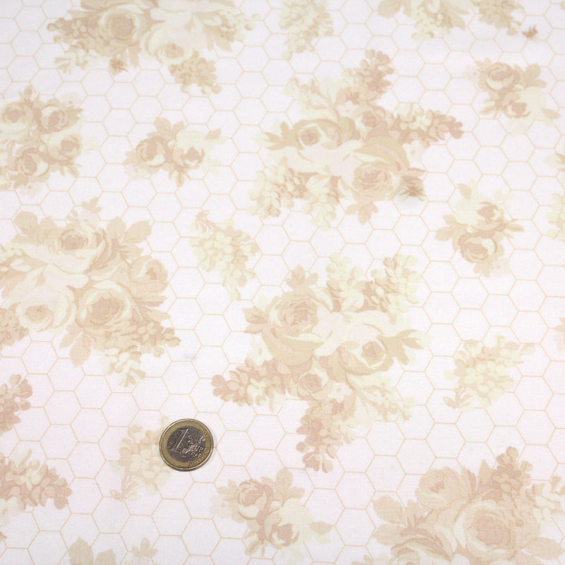 Tissu popeline coton WIMBLEDON, fond nid d'abeille & fleurs jaune pâle, motif britannique - tissuspipi.com