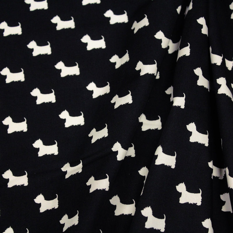 Tissu popeline de coton aux petits chiens blancs, fond noir - tissuspipi.com