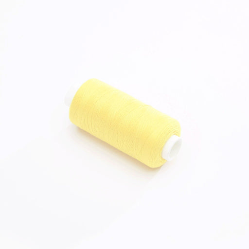 Bobine de fil jaune pâle - 500m - Fabrication française - Oeko - Tex - tissuspipi.com