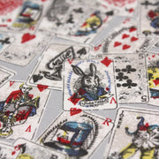 Tissu de coton ALICE au lapin blanc & au jeu de cartes, fond gris clair - Oeko - Tex - tissuspipi.com
