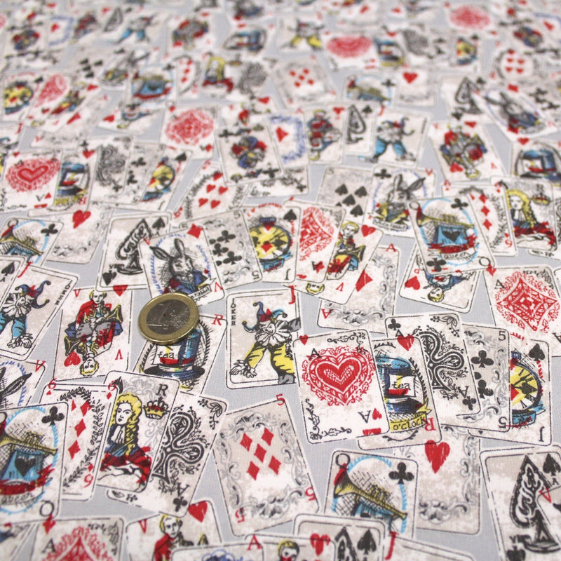 Tissu de coton ALICE au lapin blanc & au jeu de cartes, fond gris clair - Oeko - Tex - tissuspipi.com