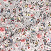 Tissu de coton ALICE au lapin blanc & au jeu de cartes, fond gris clair - Oeko - Tex - tissuspipi.com