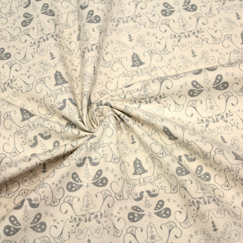 Tissu de coton de Noël scandinave aux cloches & arabesques grises, fond écru - tissuspipi.com