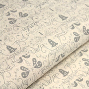 Tissu de coton de Noël scandinave aux cloches & arabesques grises, fond écru - tissuspipi.com