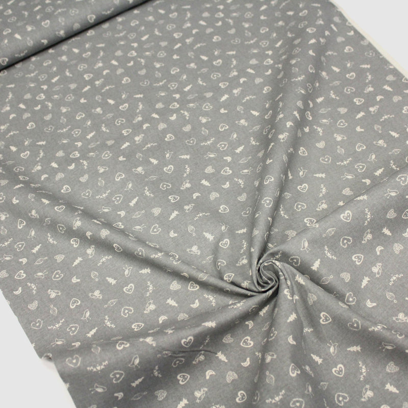 Tissu de coton de Noël scandinave aux petits objets de Noël écrus, fond gris - tissuspipi.com