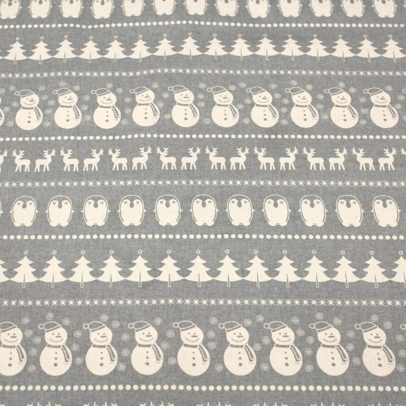 Tissu de coton de Noël scandinave aux bonshommes de neige, rennes, pingouins, sapins de Noël écrus, fond gris - tissuspipi.com