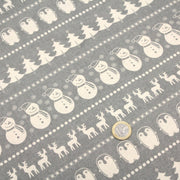 Tissu de coton de Noël scandinave aux bonshommes de neige, rennes, pingouins, sapins de Noël écrus, fond gris - tissuspipi.com