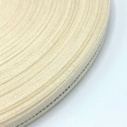 Ruban de coton écru au fin liseré bleu marine 10mm - Galette de 100 mètres - Fabrication française - tissuspipi.com