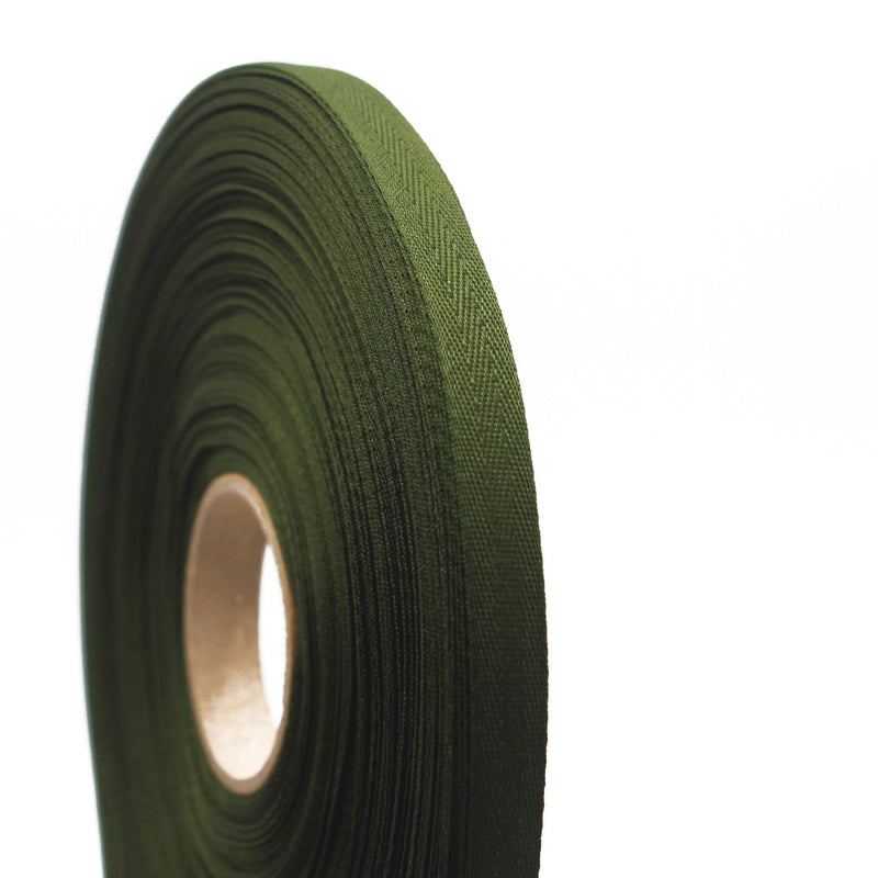 Ruban de sergé vert olive 10mm - Galette de 50 mètres - Fabrication française - tissuspipi.com