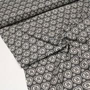 Tissu de coton de Noël scandinave aux cœurs & étoiles de neiges écrus, fond gris - tissuspipi.com