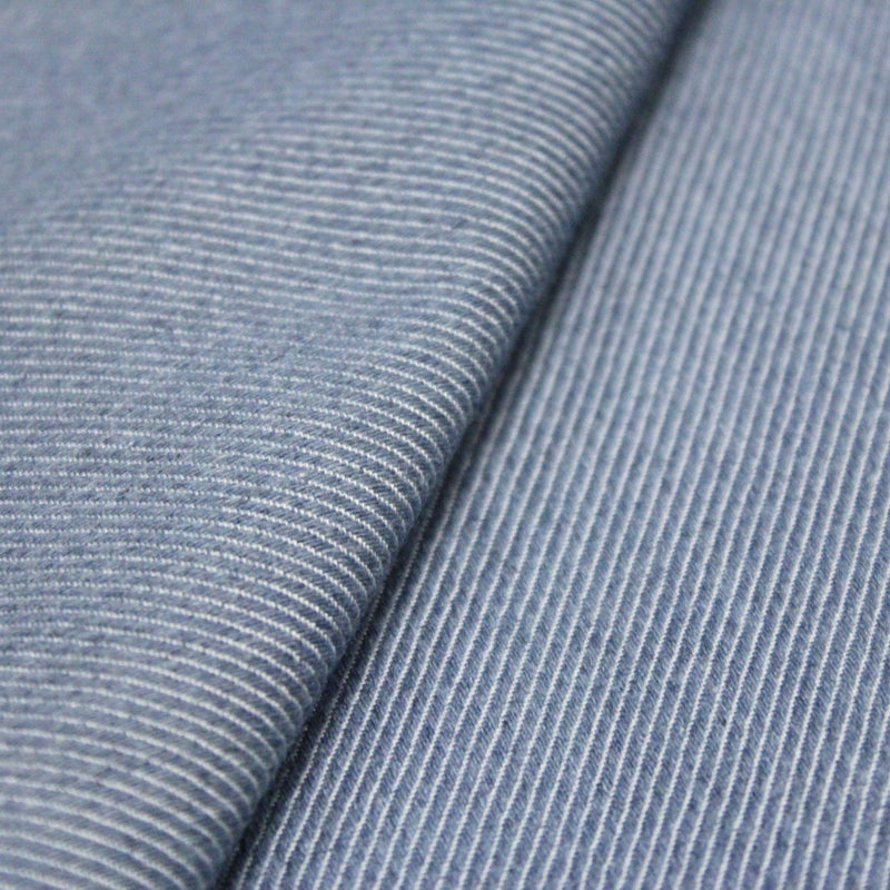 COUPON 1M50 x 145CM - Tissu DENIM bleu ciel - tissuspipi.com