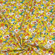 Tissu cotonnade KAWAII aux animaux souriants, fond jaune - OEKO - TEX - tissuspipi.com