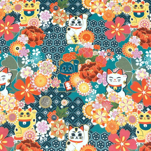 Tissu cotonnade motif traditionnel japonais au chat porte bonheur maneki - neko & fleurs - Le tissu parfait pour les furoshiki ! - tissuspipi.com