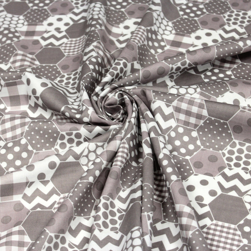 Tissu popeline de coton aux hexagones à pois, à carreaux, tons taupes & blancs - tissuspipi.com