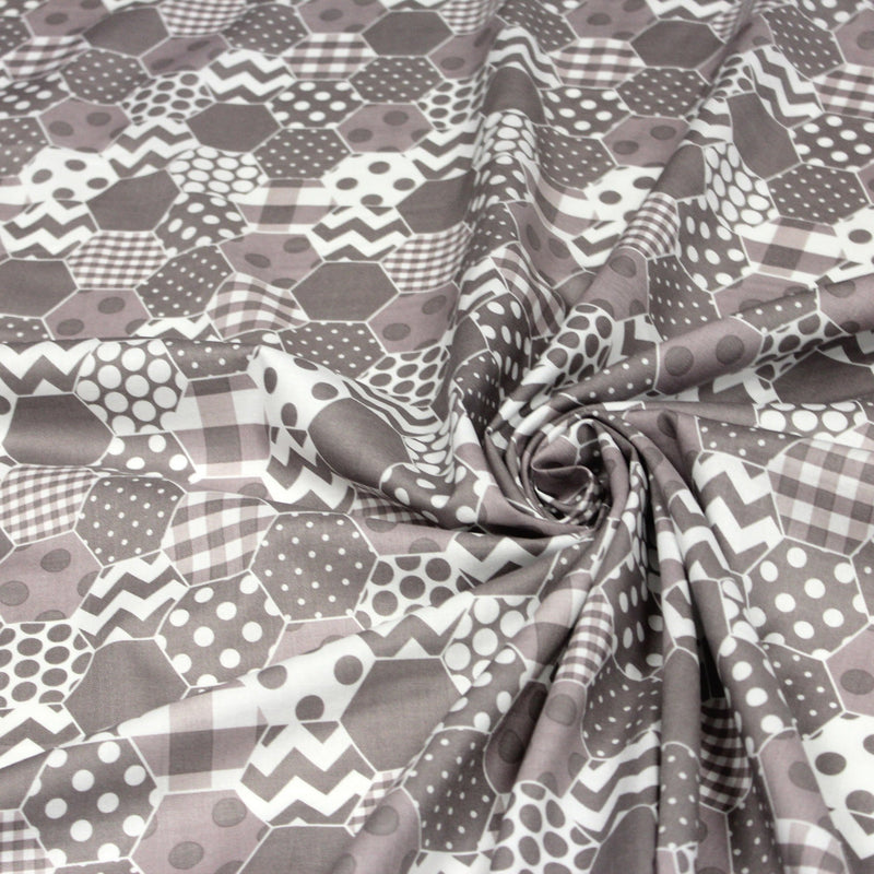 Tissu popeline de coton aux hexagones à pois, à carreaux, tons taupes & blancs - tissuspipi.com